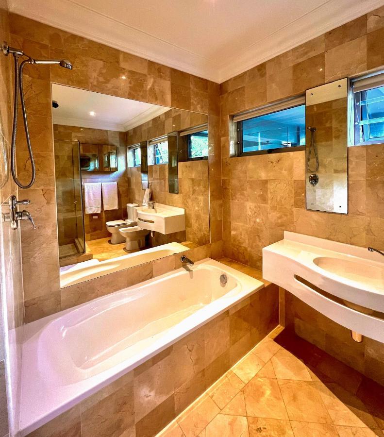 One On Houghton Holiday home